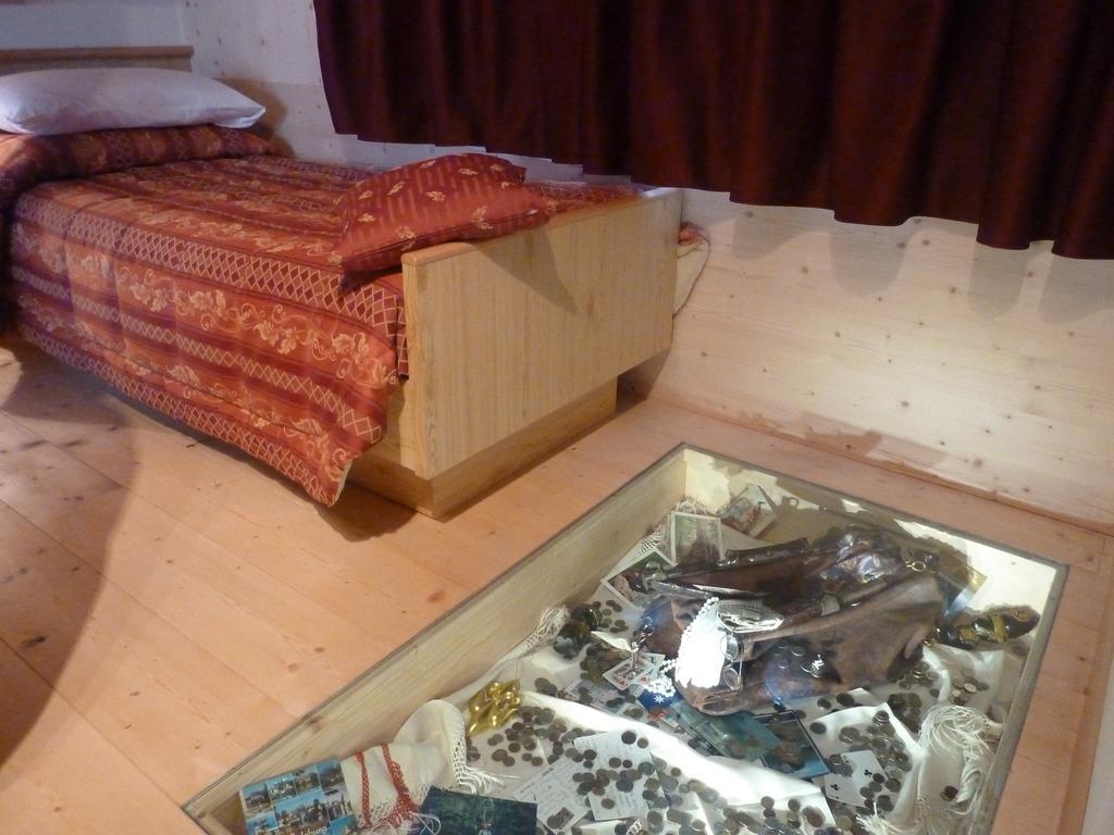 Hotel Ancora Castello-Molina di Fiemme Habitación foto